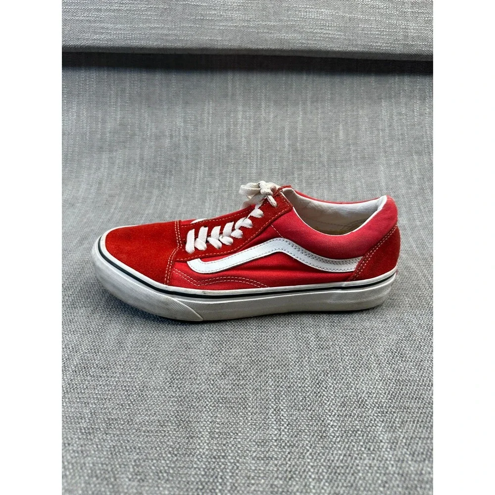 Vans Old Skool Unisex M7.5/W9‎ Skateboarding Shoes Red Suede Athletic Sneakers